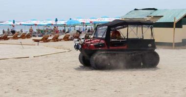 Stire din Eveniment : UPDATE Persoana găsită în stop cardio-respirator, pe plaja Sunny Beach din Mamaia, a decedat