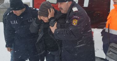 Șenilatele de la Drumuri și Poduri intervin pentru a prelua urgențele medicale din satele izolate - 2