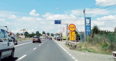 Stire din Eveniment : RESTRICȚII DE VITEZĂ. Se amenajează sensul giratoriu de la Lumina!