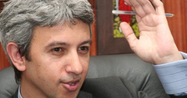 Stire din Economie : Privatizarea Oltchim: zi crucială pentru soarta companiei. Dan Diaconescu, așteptat cu banii