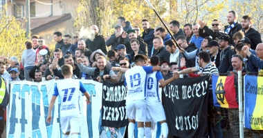 Stire din Sport : Se plătesc banii? Zi decisivă pentru palmaresul și culorile FC Farul