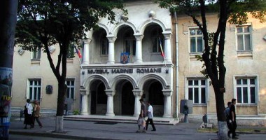 Stire din Cultură-Educație : Se pregătesc de Ziua Marinei Române