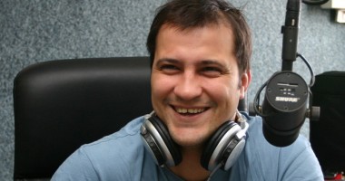 Stire din Monden : ȘERBAN HUIDU a părăsit Kiss FM. Iată ce spune "cârcotașul"
