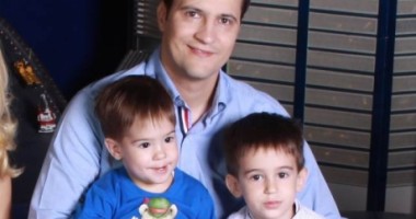 Stire din Eveniment : O nouă ipoteză în cazul accidentului de pe DN1: Șerban Huidu a fost deranjat de copii