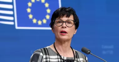 Stire din Actualitate : Serbia, amenințată cu blocarea finanțărilor din cauza legilor privind justiția