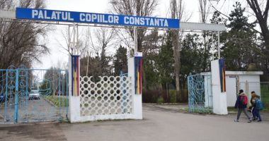 Stire din Sport : Se redeschid bazele sportive din România