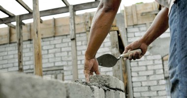 Stire din Economie : Se relansează sectorul construcțiilor rezidențiale