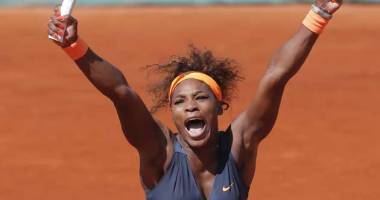 Stire din Sport : Serena Williams a câștigat finala Roland Garros, după un meci dur cu Safarova