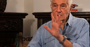 Stire din Diverse : SERGIU NICOLAESCU rămâne la TERAPIE INTENSIVĂ