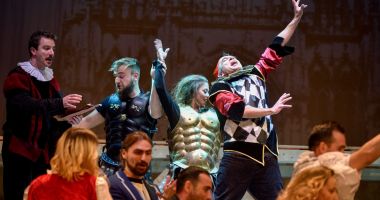 Stire din Cultură-Educație : Seri de teatru. "Cocoșatul de la Notre Dame" vine în Parcul "Tăbăcăriei"