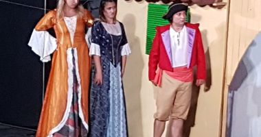 Stire din Cultură-Educație : Serile de teatru continuă la Pontul Euxin