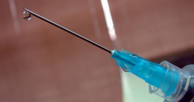 Stire din Sănătate : Seringile, cea mia rapidă cale de transmitere HIV