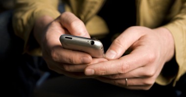 Stire din Sănătate : Seropozitivii, înștiințați prin mesaje să își ia medicamentele