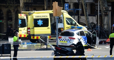 Stire din Actualitate : Serviciile spaniole, alertate de americani înaintea atentatului de la Barcelona