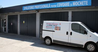 Stire din Economie : Serviciile destinate populației se vând tot mai bine