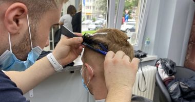Stire din Economie : Serviciile prestate populației sunt în picaj