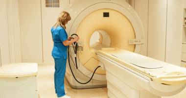 Servicii medicale de top la o nouă clinică deschisă la Constanța - 6
