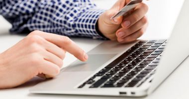 Stire din Social : Servicii online la RAJA. Se pot face plăți 24 de ore din 24