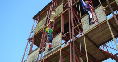 Stire din Eveniment : Serviciile pentru situații de urgență participă  la concursuri