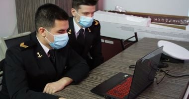Stire din Cultură-Educație : Sesiune de comunicări științifice a elevilor militari