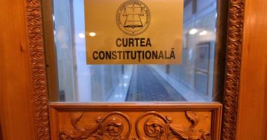 Stire din Politică-Administrație : Sesizarea Avocatului Poporului referitoare la reglementări în domeniul sănătății, admisă la CCR