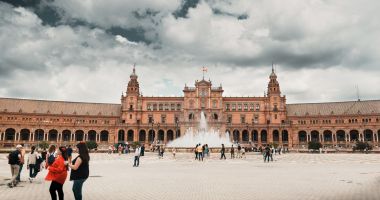 Stire din Actualitate : Oraşul spaniol Sevilla va începe să atribuie nume şi să clasifice valurile de căldură