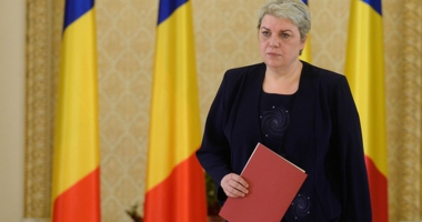 Stire din Politică-Administrație : "Nu sunt prevăzute comasări  de comune. Pentru regionalizare,  avem nevoie de revizuirea Constituției"