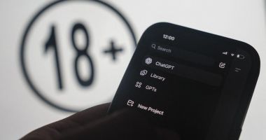 Stire din Actualitate : ChatGPT erotic va fi lansat în curând. Când apare opțiunea de sexting cu chatbot-ul AI și cine-l va putea folosi