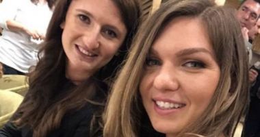 Stire din Sport : GALERIE FOTO / Simona Halep, apariție sexy înainte de Fed Cup