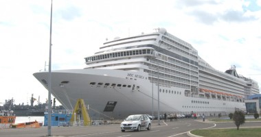 Stire din Economie : Sezonul de croaziere din portul Constanța - un final spectaculos