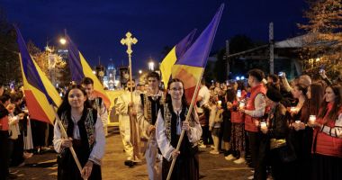 GALERIE FOTO. Zeci de mii de români la cel mai mare pelerinaj de la Iași, închinat prăznuirii Sfintei Cuvioase Paraschiva - 3