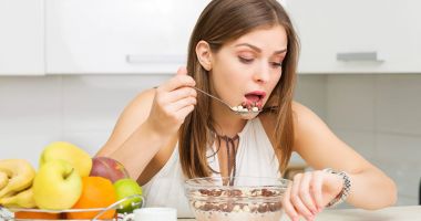 Stire din Sănătate : Sfat de la nutriţionist: "Putem sări peste micul dejun, dacă vrem să slăbim!"