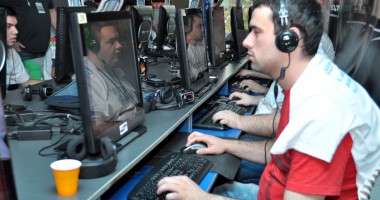 "Jucătorii pe calculator trebuie să se antreneze precum fotbaliștii!" - 2