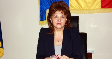 Stire din Politică-Administrație : "Sfatul bătrânilor"  din Mihail Kogălniceanu se întâlnește  cu primarul Ancuța Belu