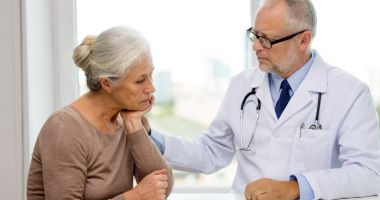 Sfaturi de la dermatologi ca să mascați semnele îmbătrânirii