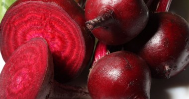 Stire din Sănătate : Sfecla roșie - un medicament natural pe timp de iarnă