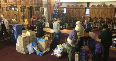 Moș Crăciun vine la biserica "Sf. Mina" din Constanța - 1