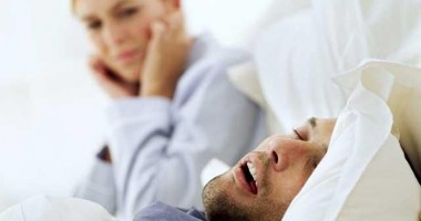 Stire din Sănătate : Sforăiți zgomotos? Vreți să aflați dacă este semn de boală?