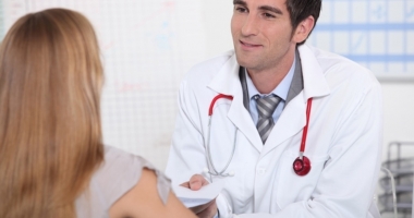 Stire din Sănătate : Un miliard de lei, pentru salarizarea din sistemul sanitar. Dar când? Rezolvarea problemelor lăsate în seama medicilor