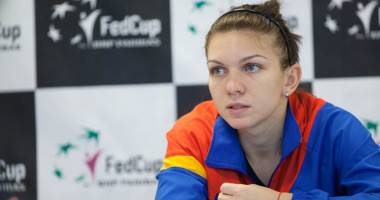 Stire din Sport : Și-a amânat operația!  Simona Halep  va juca pentru România în Fed Cup