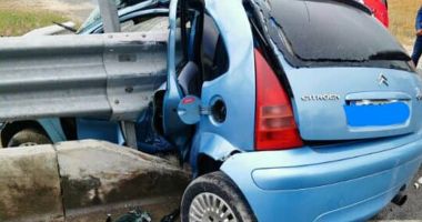 GALERIE FOTO - VIDEO / Accident grav, în județul Constanța. O victimă este încarcerată - 2