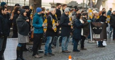 Proteste mute în mai multe orașe importante ale țării