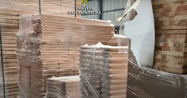 VIDEO / Sicrie cu acte false, aduse în țară prin Portul Constanța