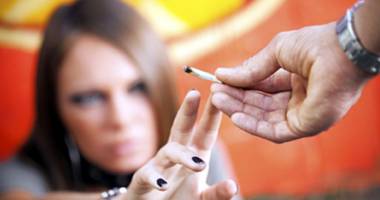 Stire din Eveniment : Și fostele consumatoare de droguri își caută de muncă!