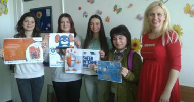 Siguranța navigării pe internet, dezbătută la Liceul 