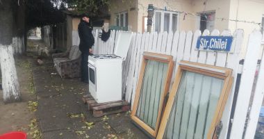 Stire din Eveniment : Ce amenzi au mai dat polițiștii locali