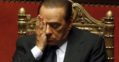 Stire din Actualitate : Silvio Berlusconi demisionează