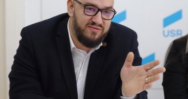 Stire din Politică-Administrație : Atac virulent din USR la adresa CCR: "Pionii instalați de Dragnea continuă războiul împotriva justiției"