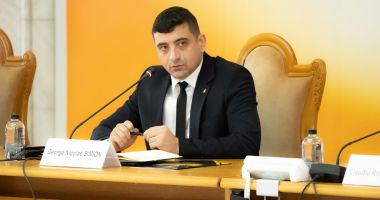 Stire din Eveniment : Procurorii s-au autosezizat în cazul lui George Simion. A început urmărirea penală pentru instigare la violență