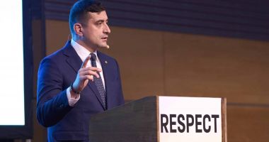 Stire din Actualitate : CCR: Simion a trimis pe mail „un înscris, în formă scanată”, fără să fie semnat